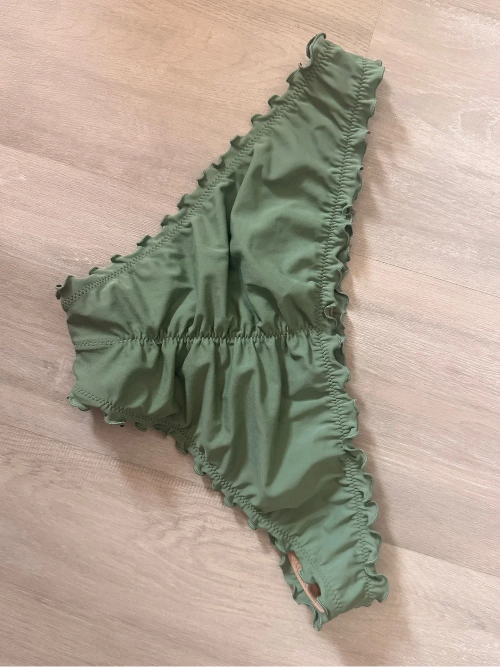Women's Ruffle Edge Cheeky Coverage Bikini Bottom - Shade & Shore™ M